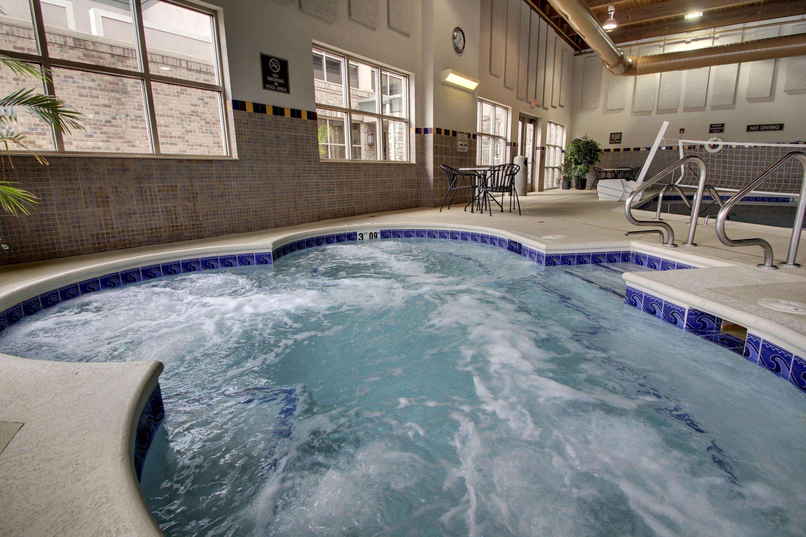 Hampton Inn & Suites Chicago/Aurora Ngoại thất bức ảnh
