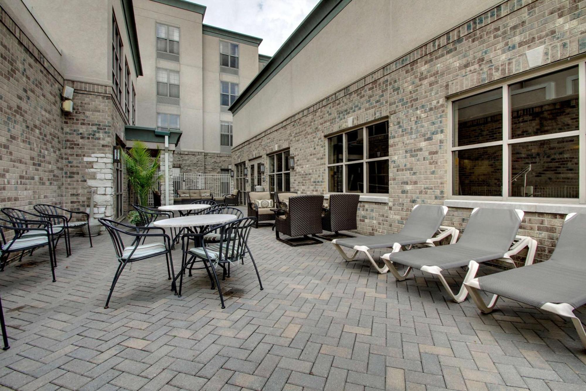 Hampton Inn & Suites Chicago/Aurora Ngoại thất bức ảnh