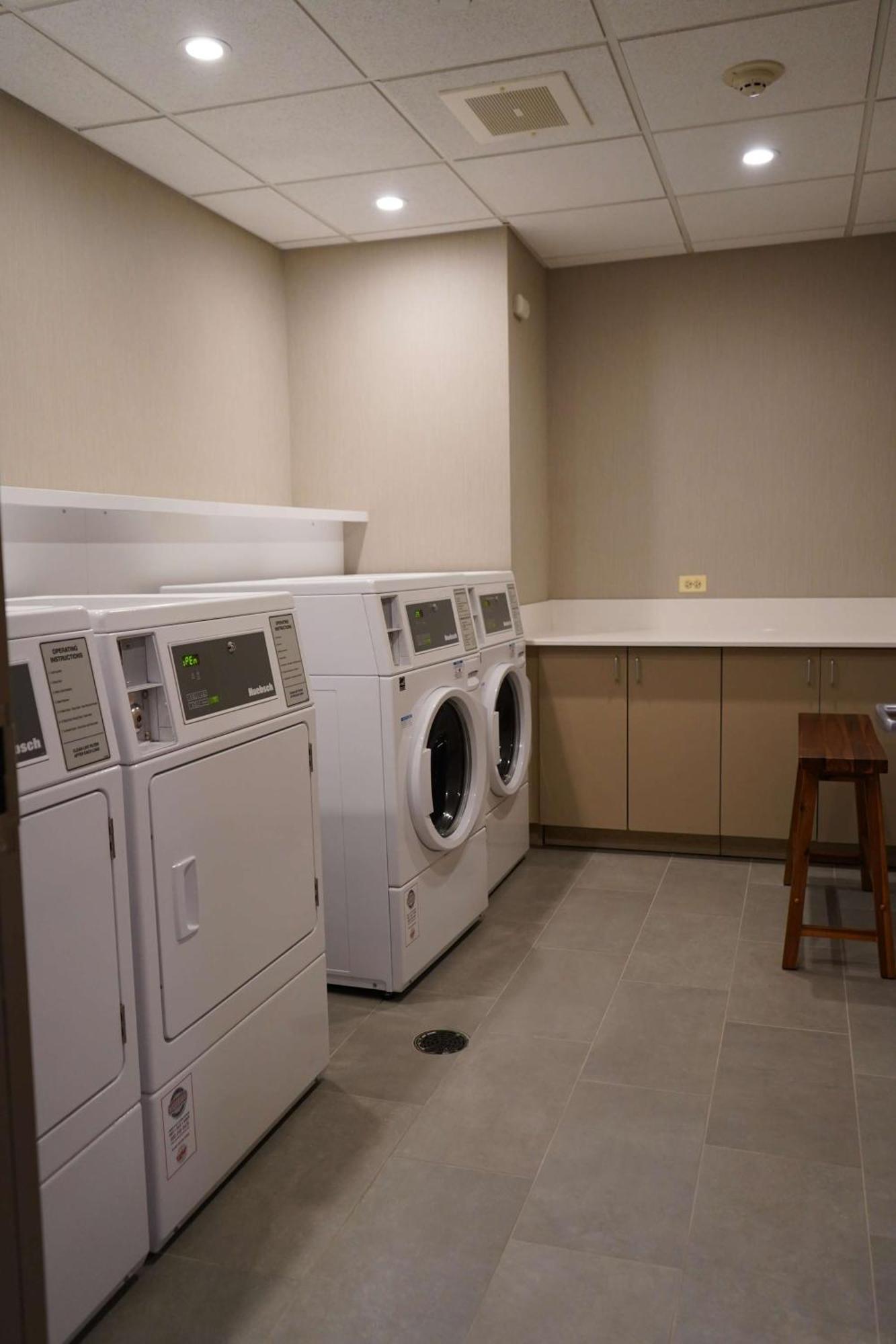 Hampton Inn & Suites Chicago/Aurora Ngoại thất bức ảnh
