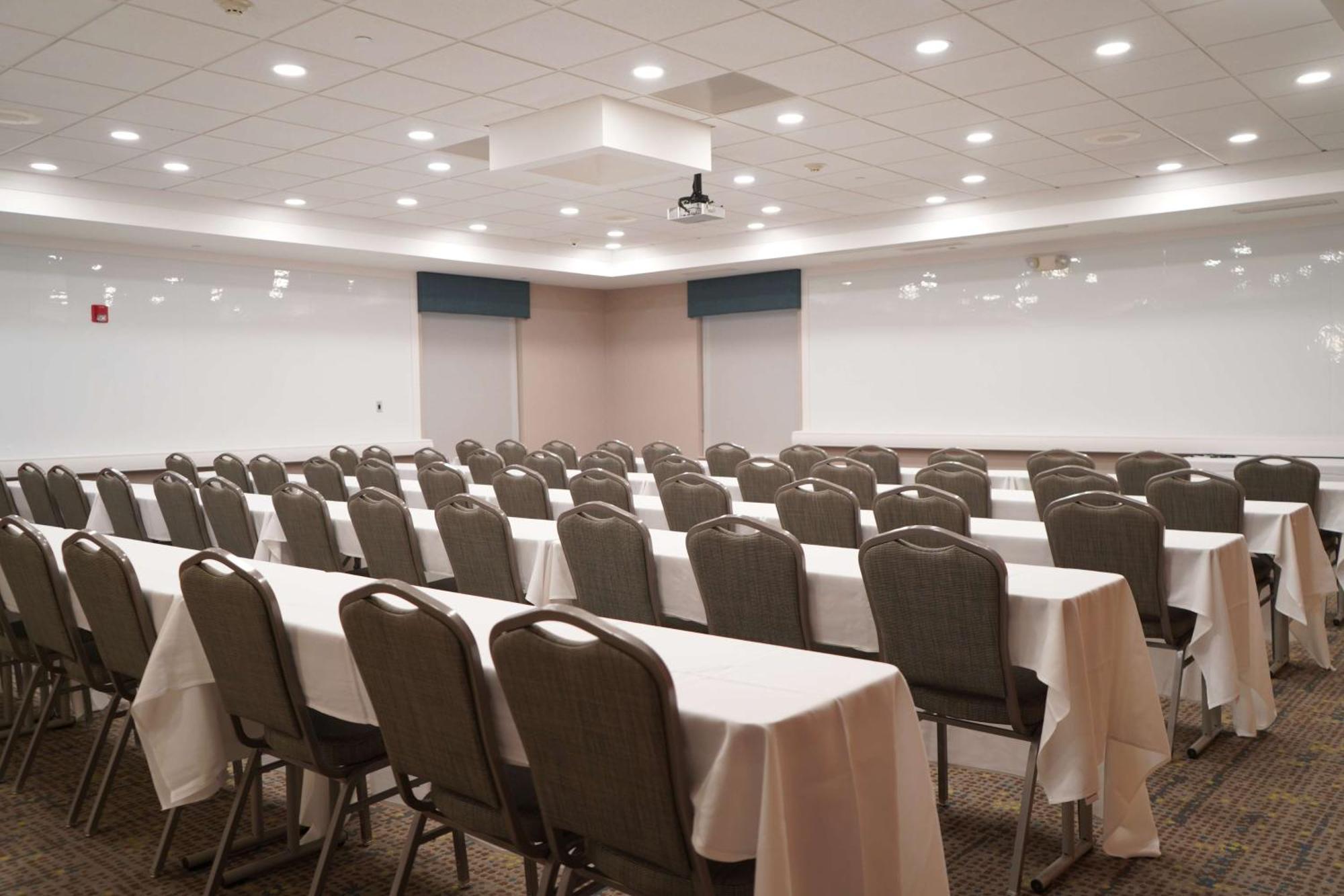 Hampton Inn & Suites Chicago/Aurora Ngoại thất bức ảnh