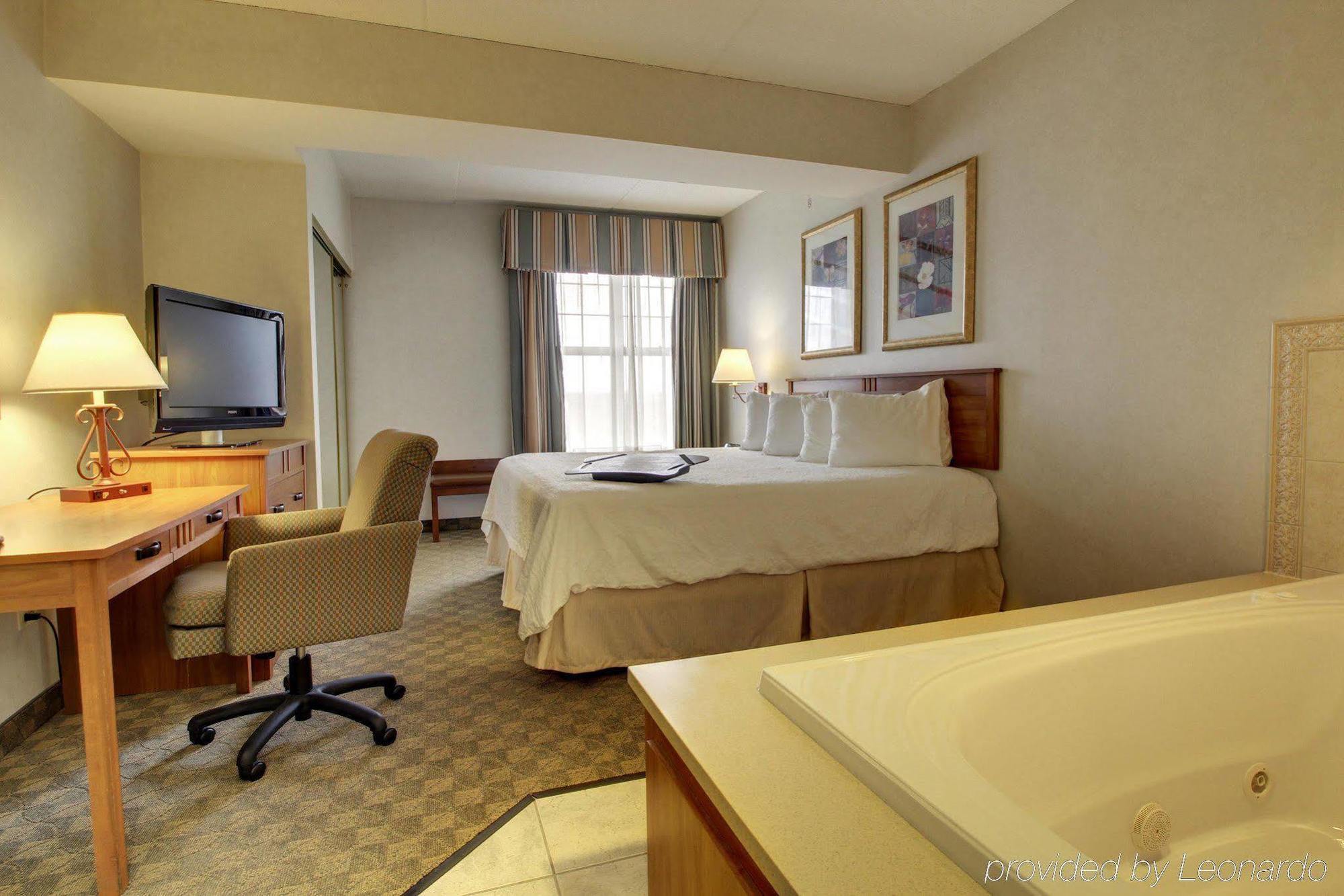 Hampton Inn & Suites Chicago/Aurora Ngoại thất bức ảnh
